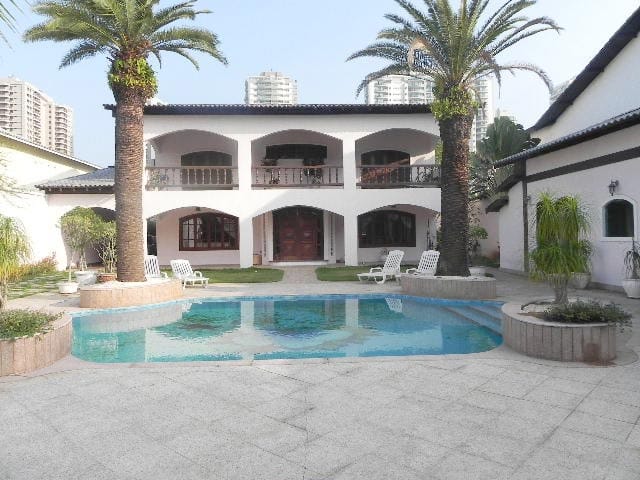 Casa Padrão na Barra da Tijuca - Foto 1