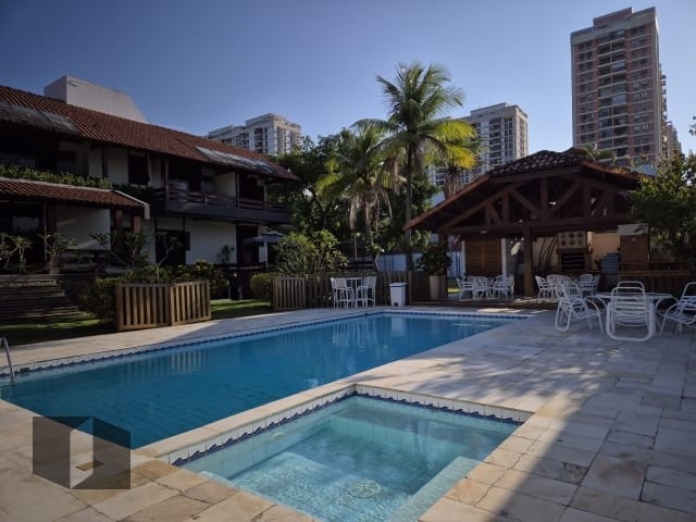 Casa Padrão na Barra da Tijuca - Foto 1