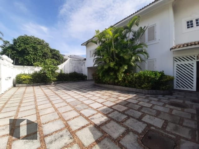 Casa Padrão na Barra da Tijuca - Foto 1